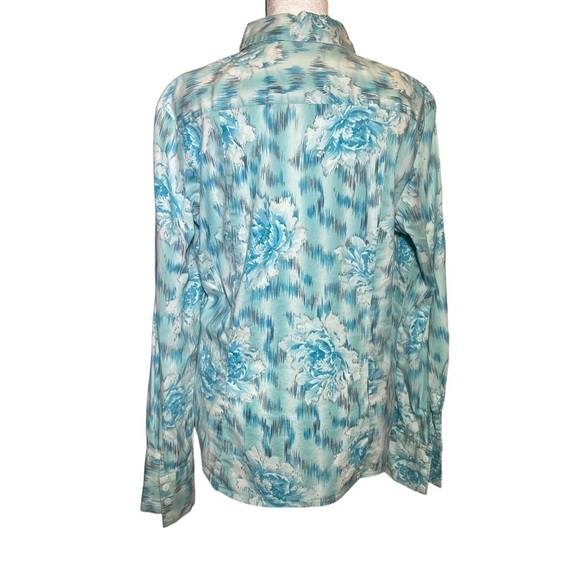 David Brooks women's size 12 long sleeve blue white floral button-up shirt - Picture 7 of 9